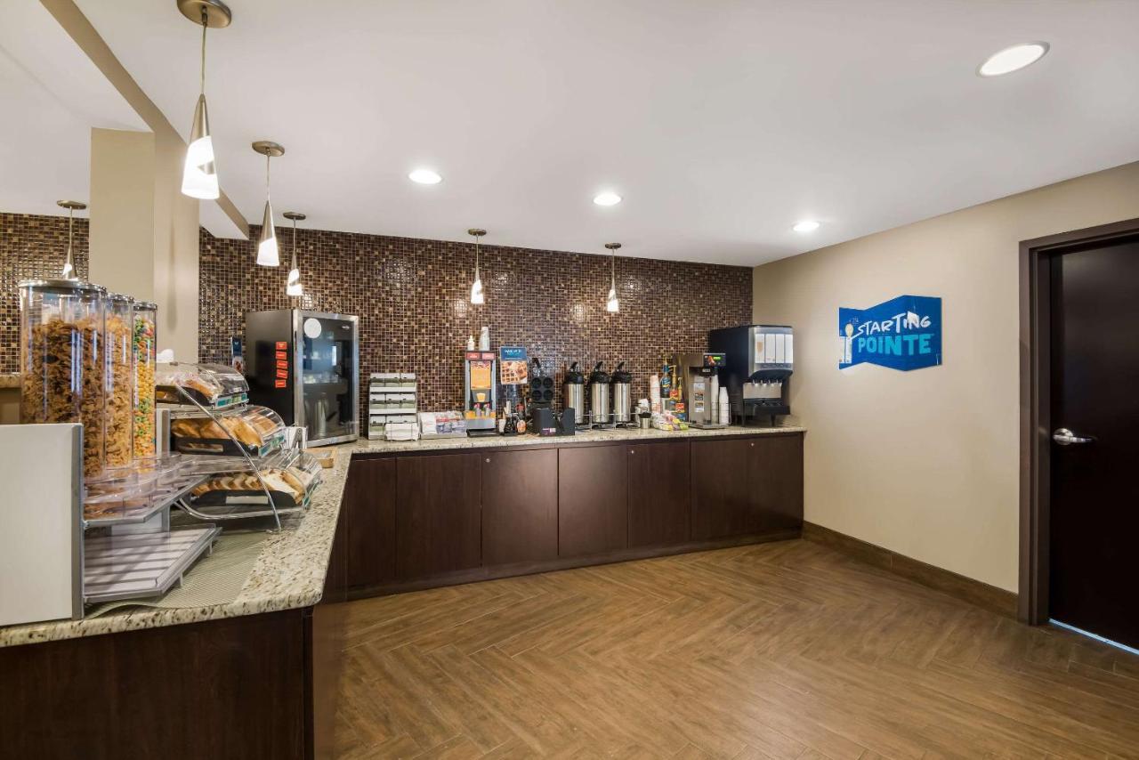 Clarion Pointe Downtown Hotel Syracuse Ngoại thất bức ảnh