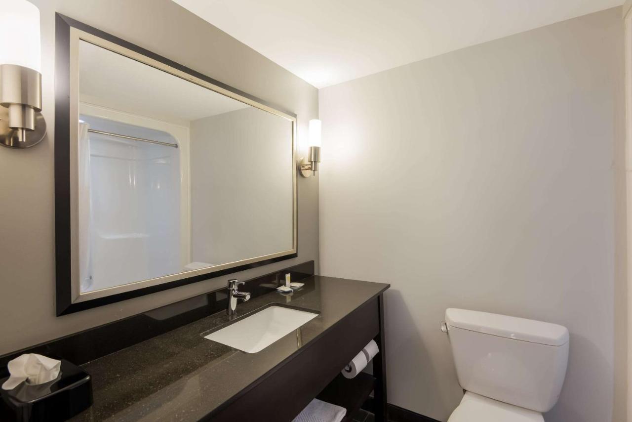 Clarion Pointe Downtown Hotel Syracuse Ngoại thất bức ảnh