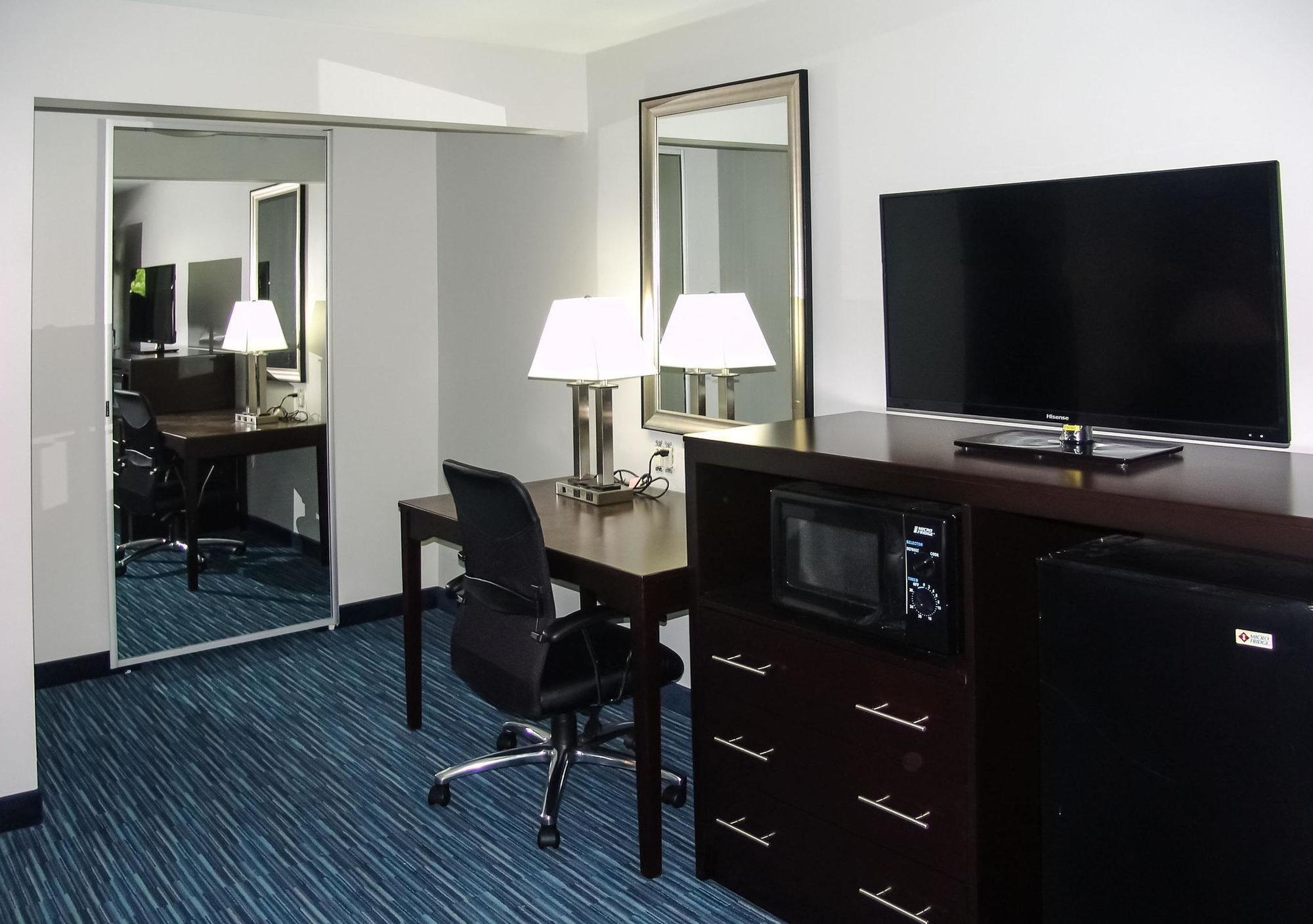 Clarion Pointe Downtown Hotel Syracuse Ngoại thất bức ảnh